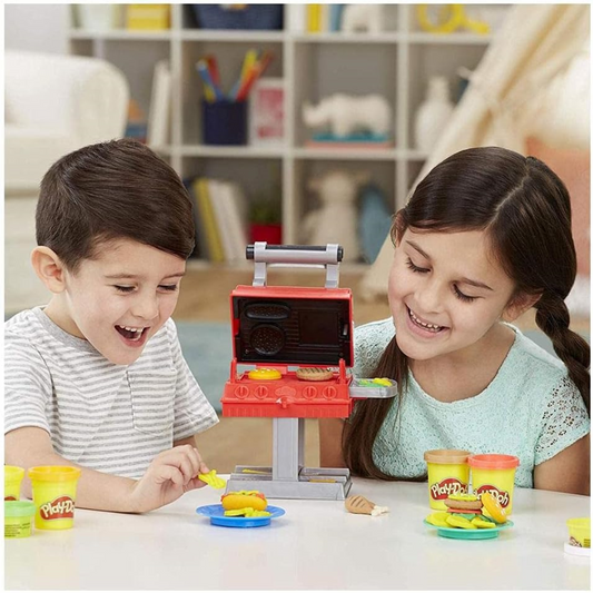 Play-Doh Kitchen Creations Grill N Stamp Playset with Modelling Dough