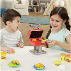 Play-Doh Kitchen Creations Grill N Stamp Playset with Modelling Dough