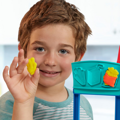 Play-Doh Kitchen Creations Busy Chefs Restaurant Playset and Modelling Dough