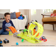 Hot Wheels Monster Trucks Power Smashers Charge & Chase Challenge Track