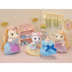 Sylvanian Families - Princess Dress Up Set and 1 Doll