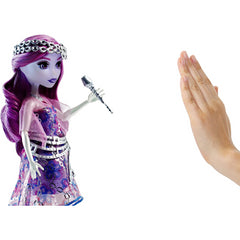 Monster High Spooktacular Popstar Musical Doll Ari Hauntington