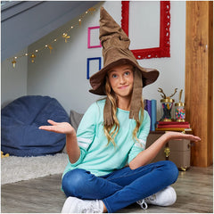 Wizarding World Talking Sorting Hat & 15 Phrases for Harry Potter Pretend Play