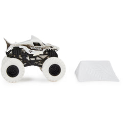 Monster Jam Hyper Fuelled Series 1:64 Vehicle - Megalodon