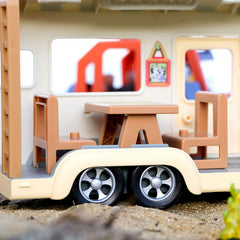 Bluey Caravan Playset with 3 Inch Figure and Picnic Accessories