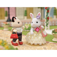 Sylvanian Families Fashion Play Set Jewels & Gems Collection with Figure